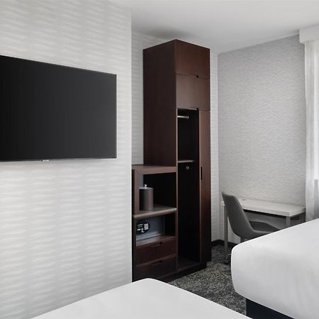 Doubletree By Hilton Long Island City, Ny Нью-Йорк Экстерьер фото