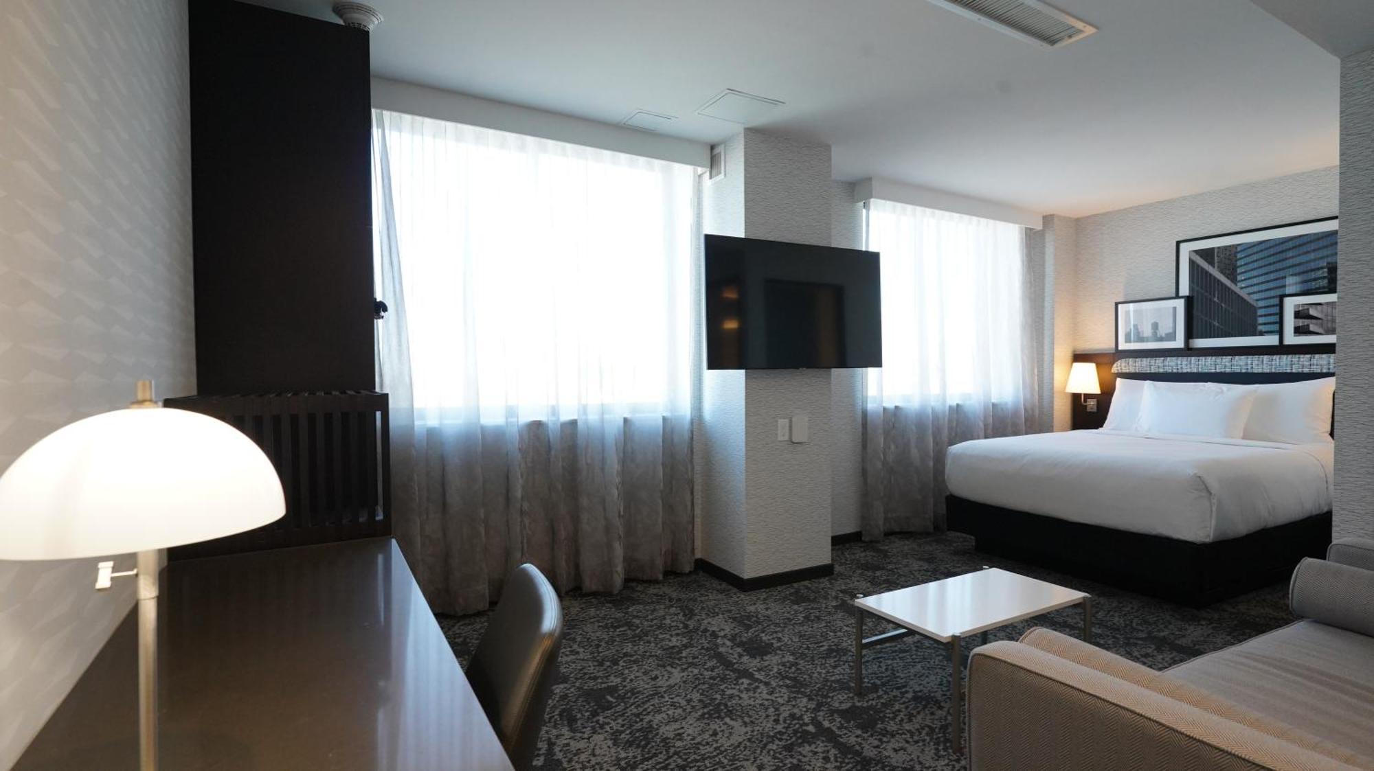 Doubletree By Hilton Long Island City, Ny Нью-Йорк Экстерьер фото