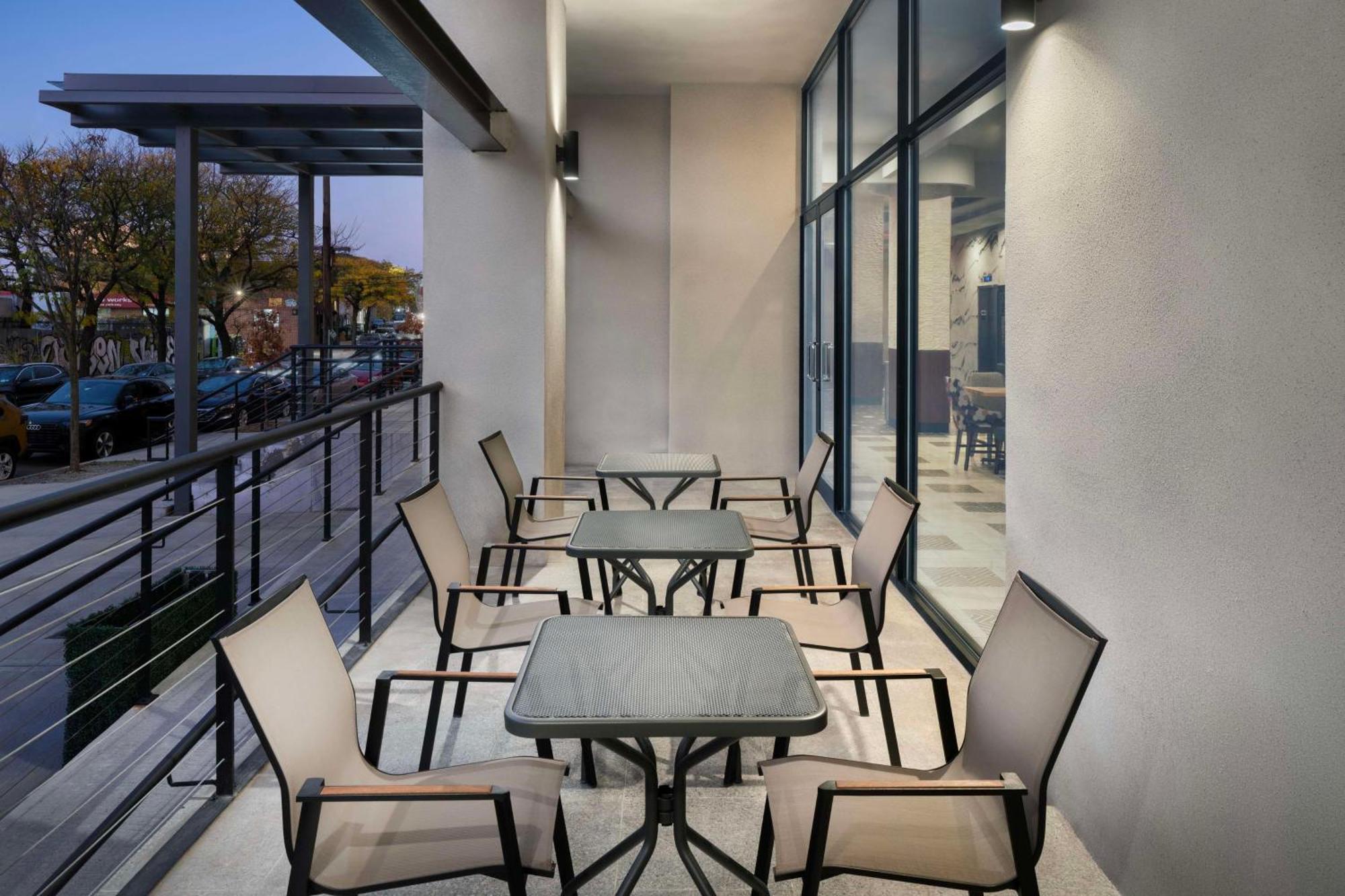 Doubletree By Hilton Long Island City, Ny Нью-Йорк Экстерьер фото