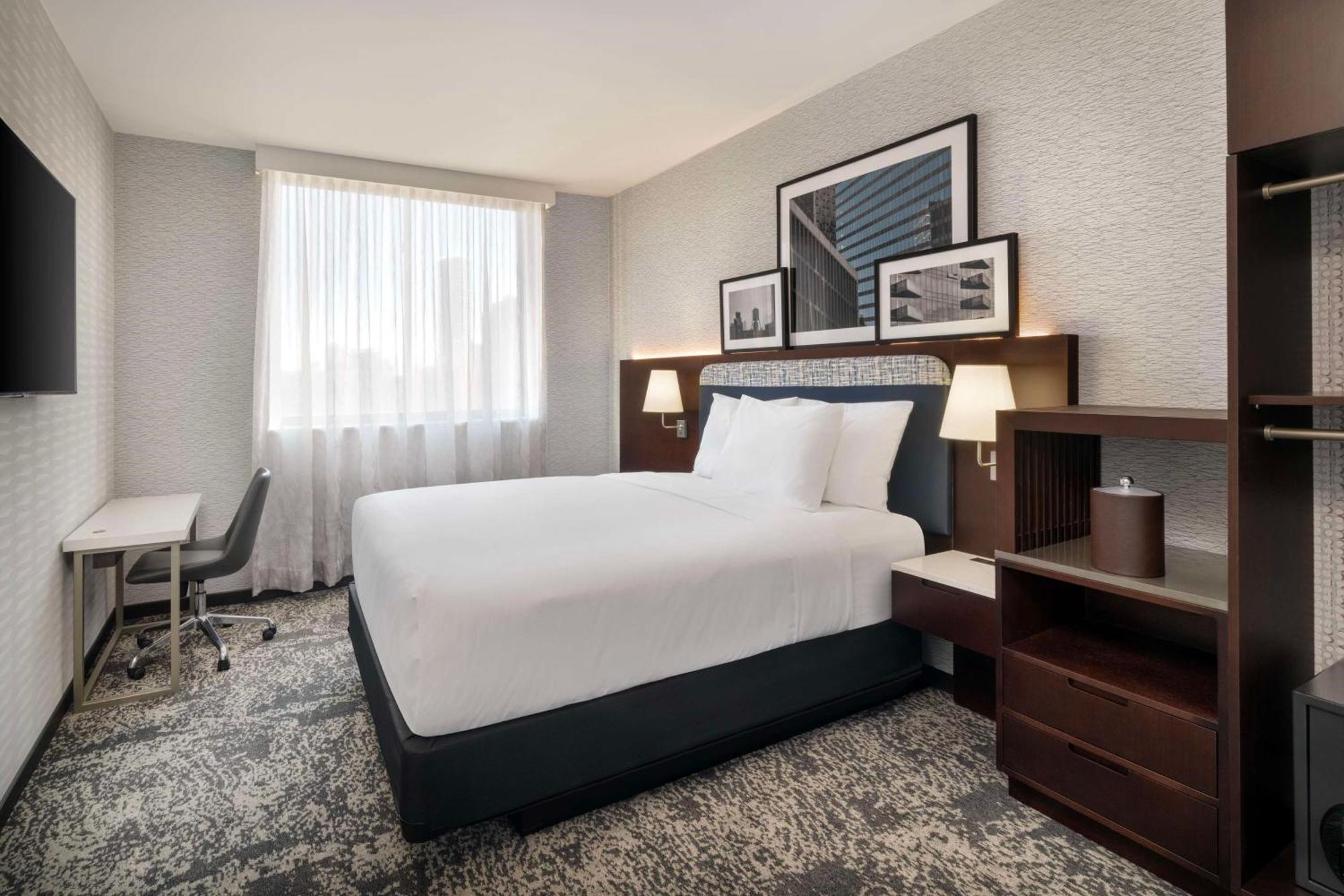 Doubletree By Hilton Long Island City, Ny Нью-Йорк Экстерьер фото