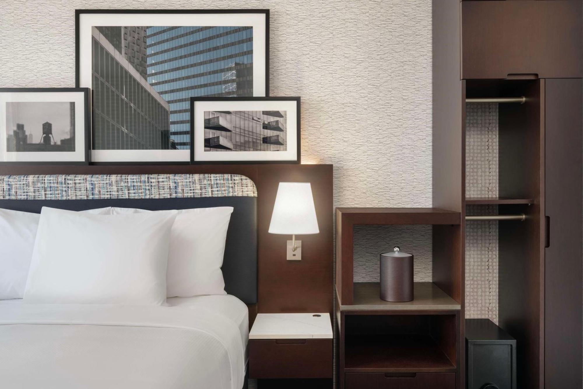 Doubletree By Hilton Long Island City, Ny Нью-Йорк Экстерьер фото