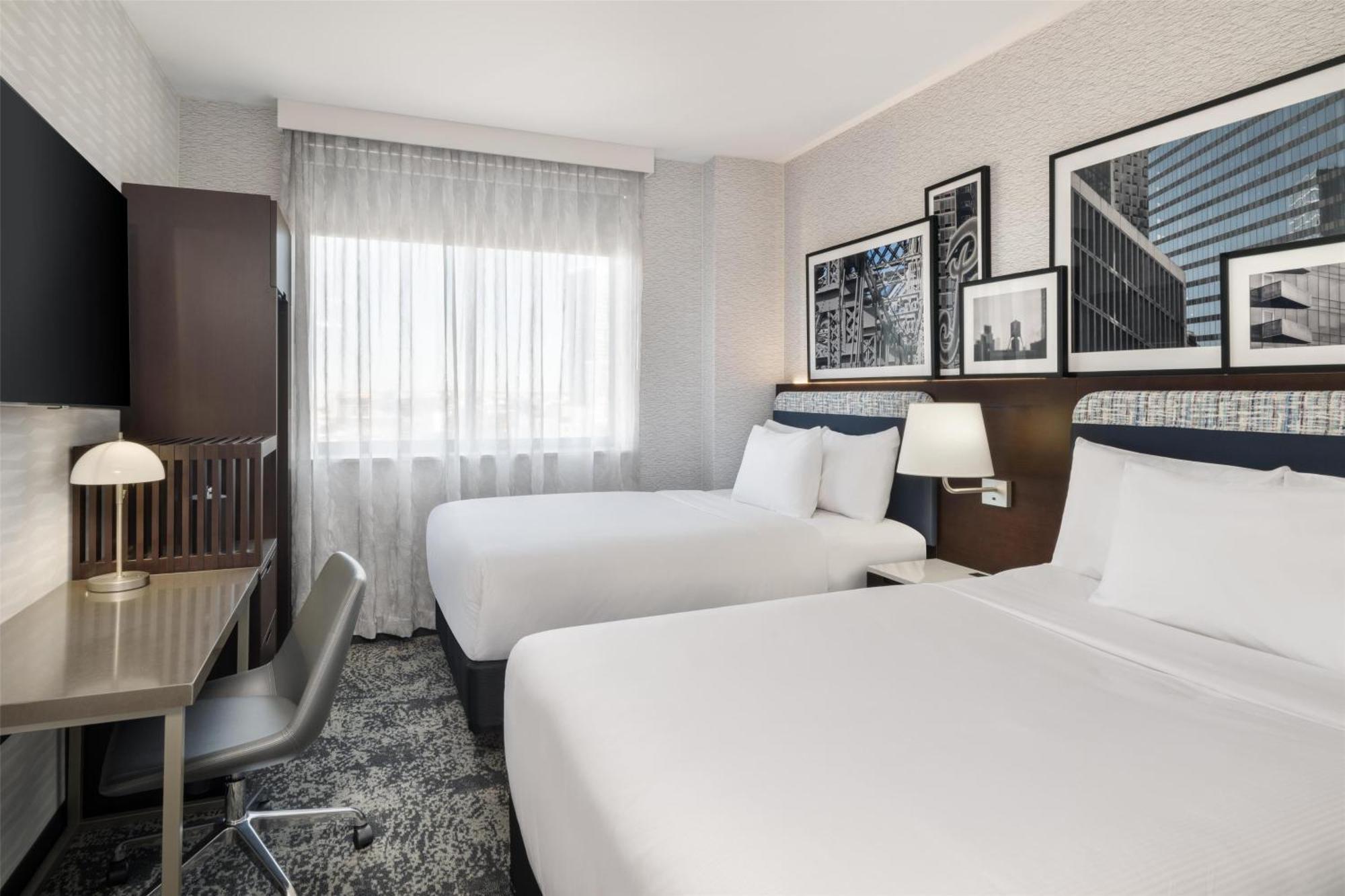Doubletree By Hilton Long Island City, Ny Нью-Йорк Экстерьер фото
